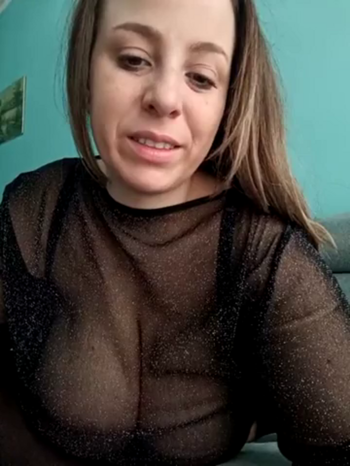 Emma96_hot