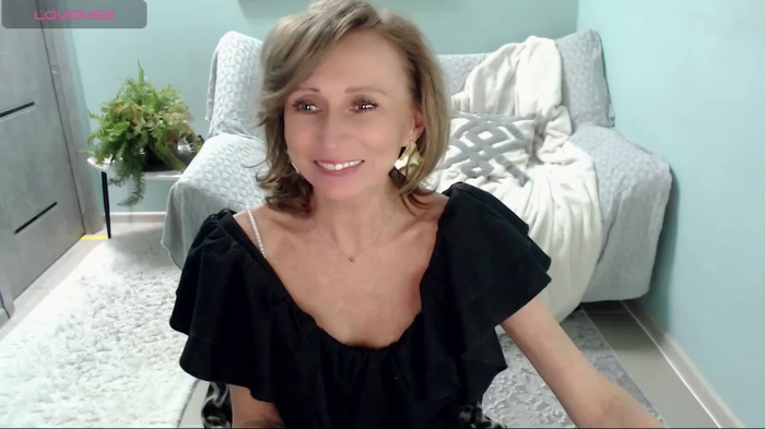 HornyMilf_777