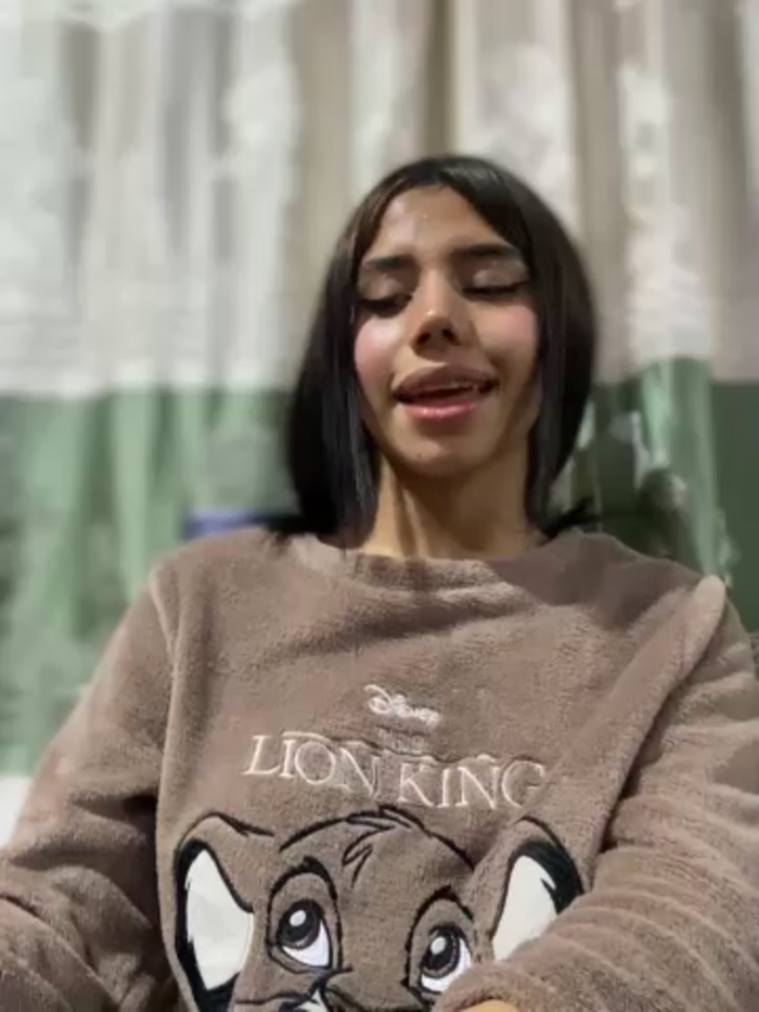 Laura-Khalifa