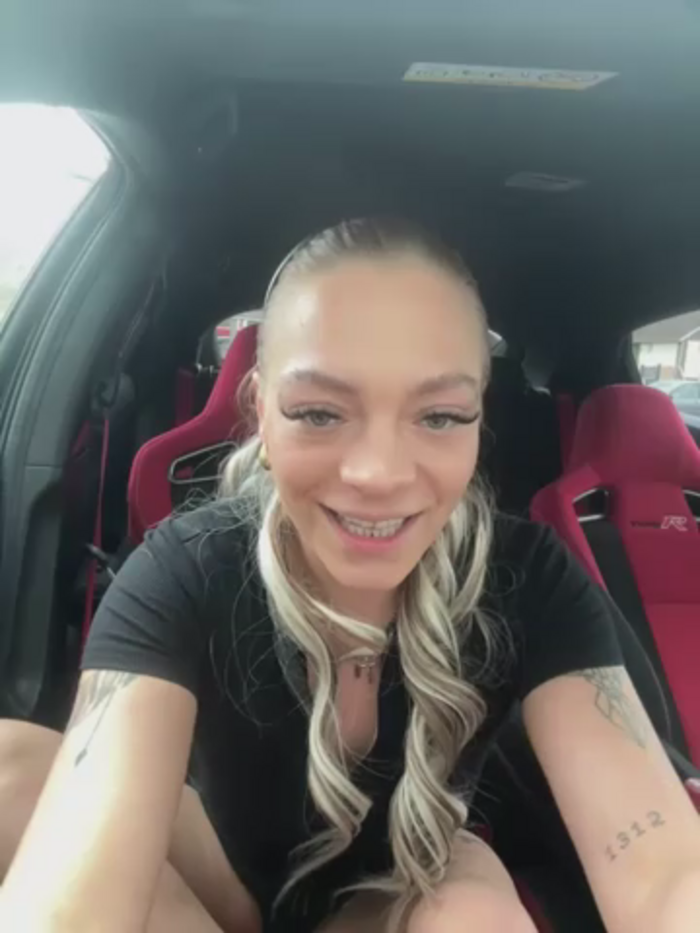 LizzyLush_