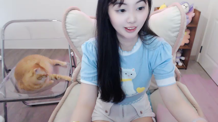 Hot-nini20