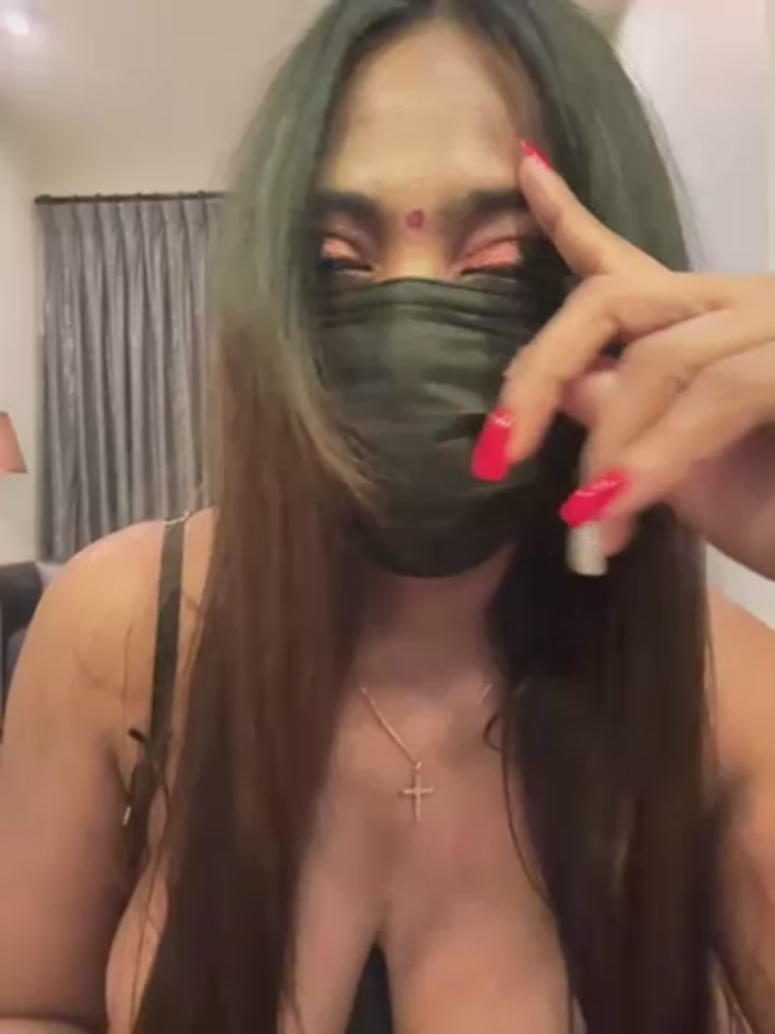 MonalisaDono18
