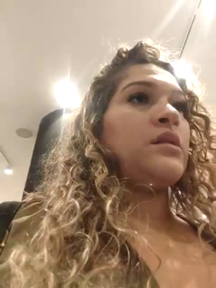 Sara_smiiith211