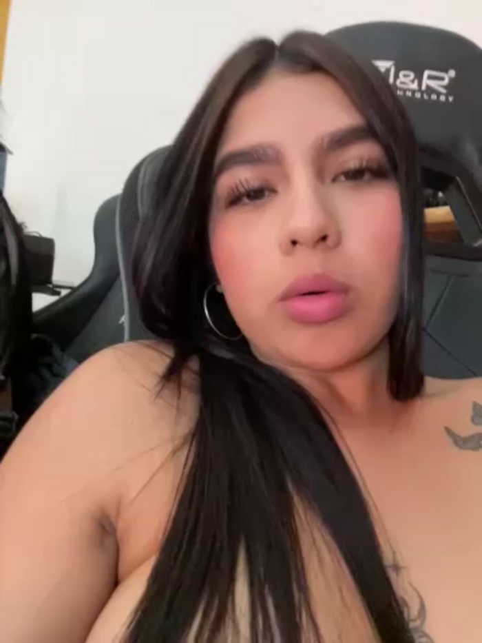 SaritaHot_69