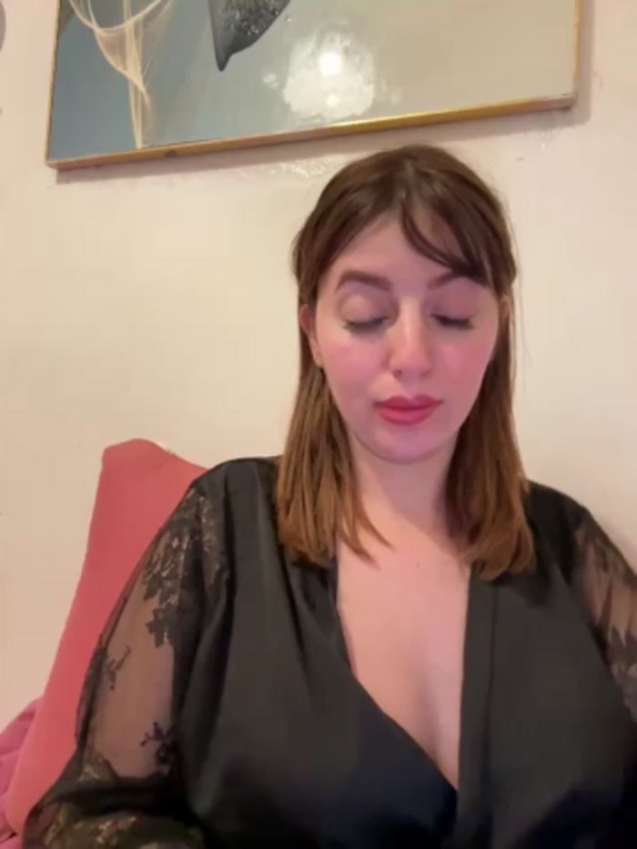 Hot_malak