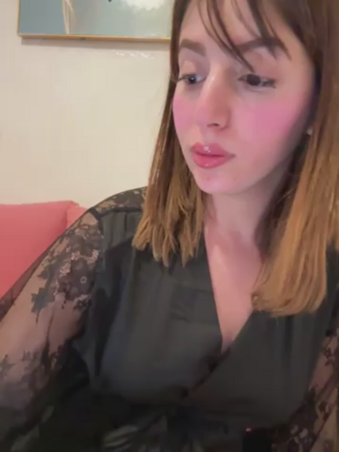 Hot_malak