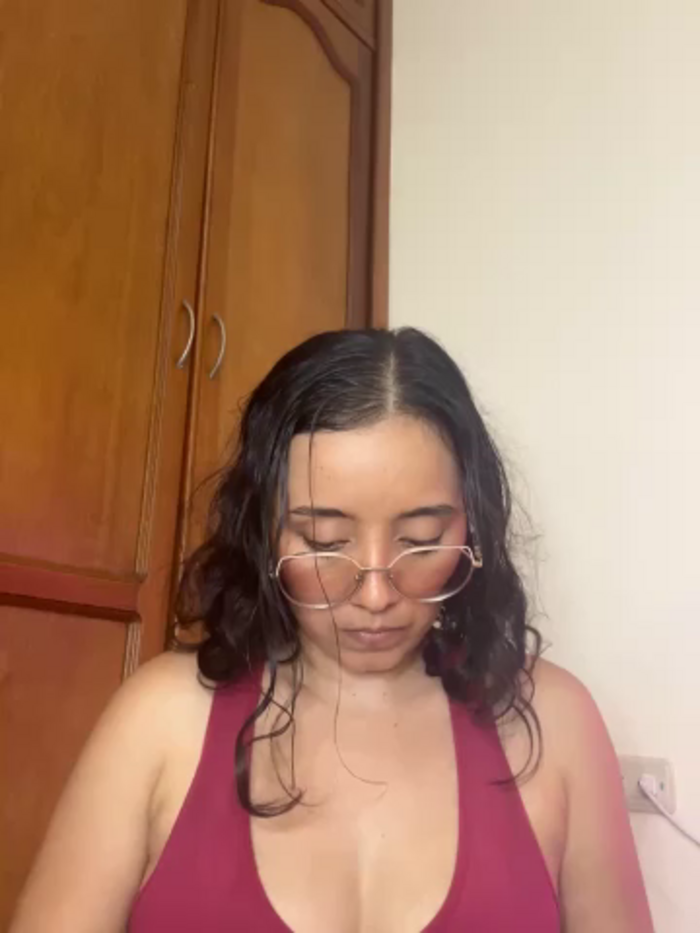 Kay_LustyWife