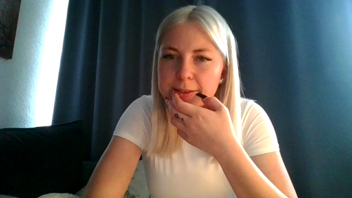 Lana_Liv_