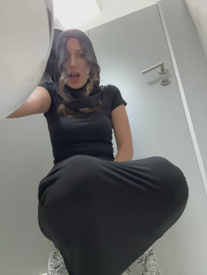 _MiaQueen_