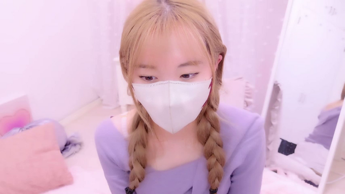 MOMONA_xo