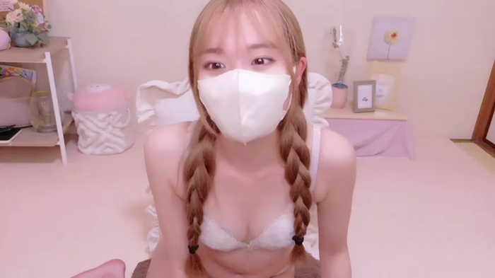 MOMONA_xo