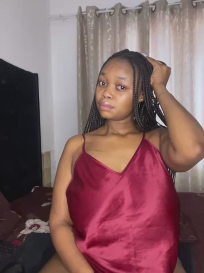 QueenTee23