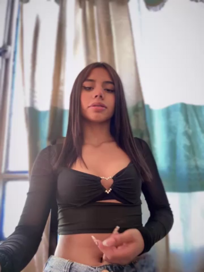 Laura-Khalifa