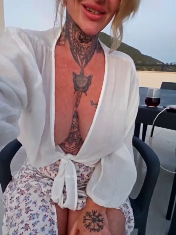 YourMommyBlair
