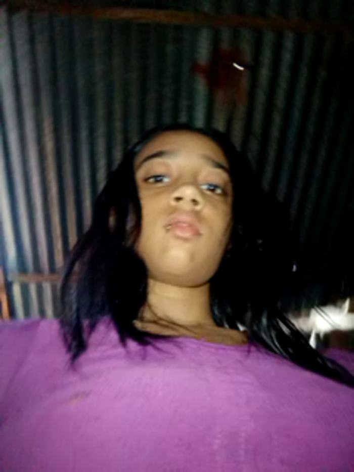 Zoe_Sweett18