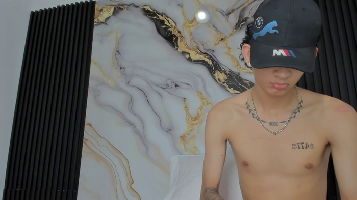 king_lovely_hornyy