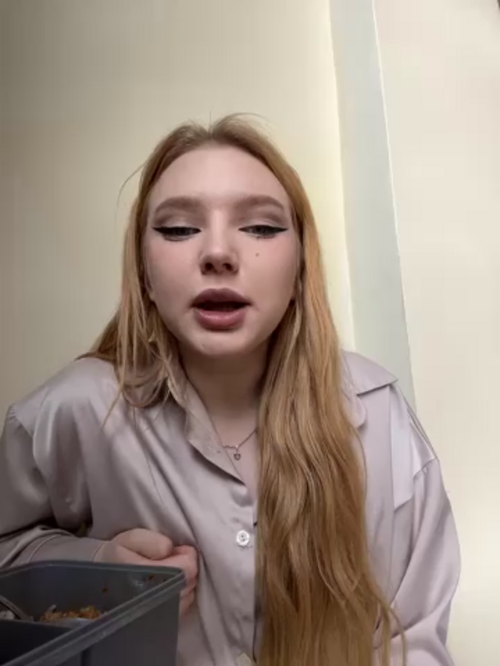 AmmyHot