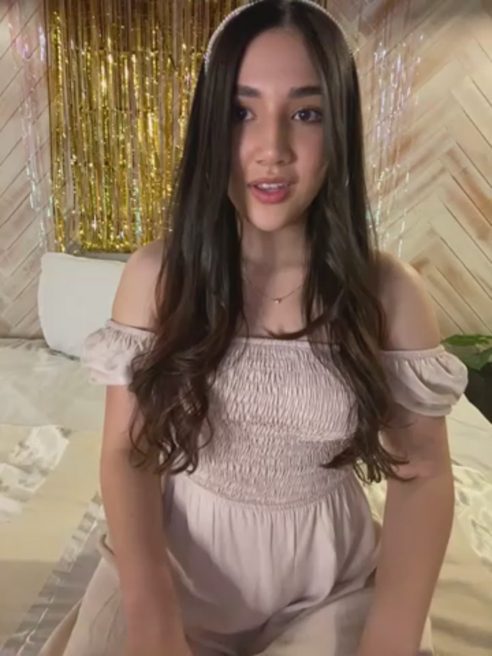 AniiRose