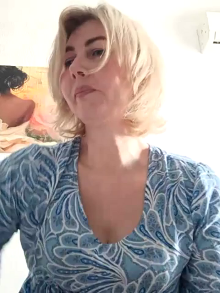 stellahere8