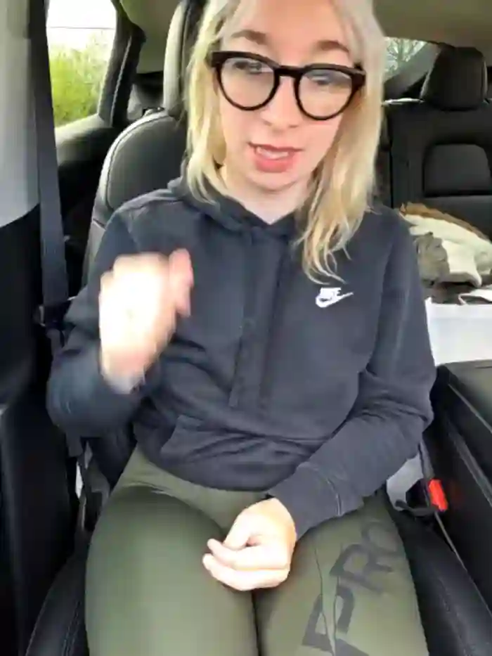 2025/04/20/stripchat-giuliana_baby-07-57-46