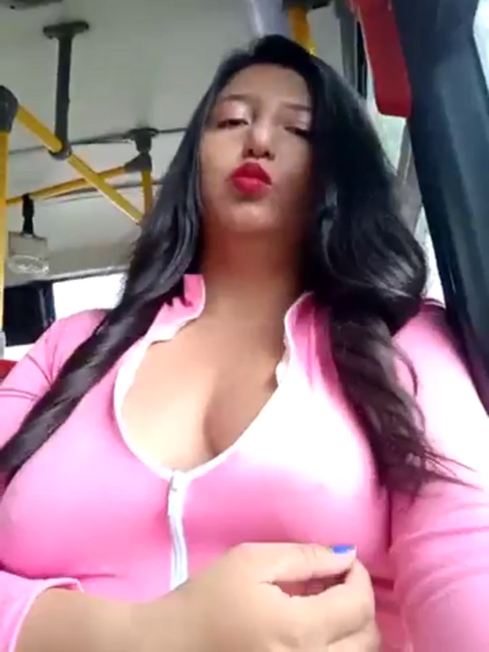 Melany_daring