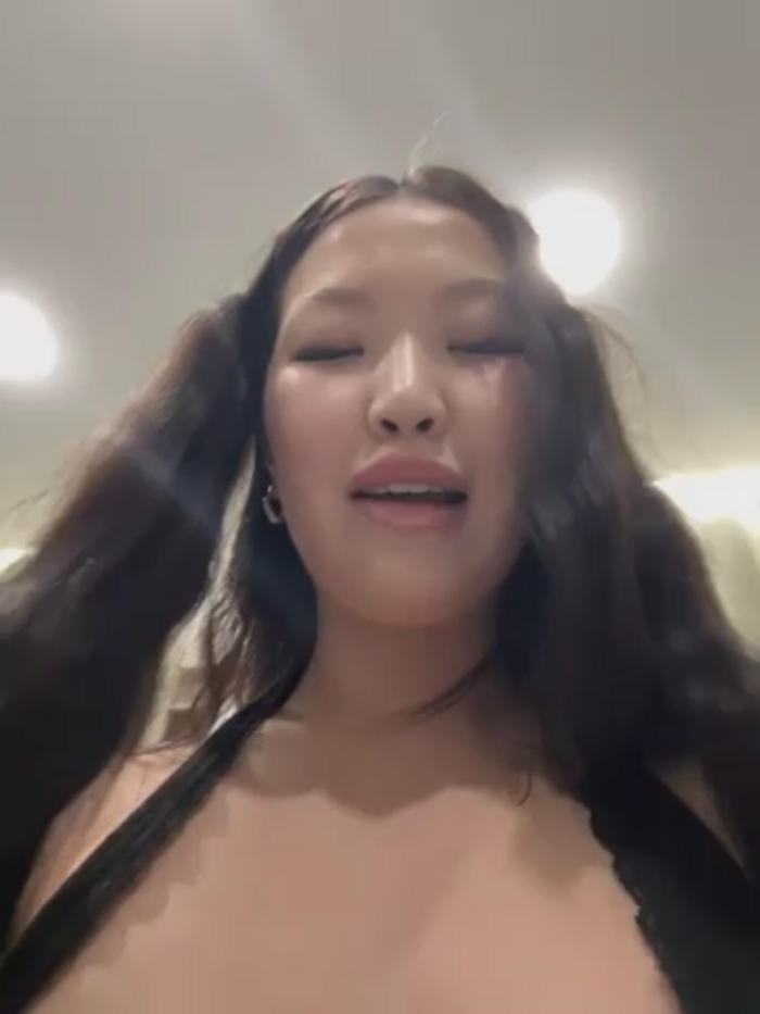 Aiko_Yumi