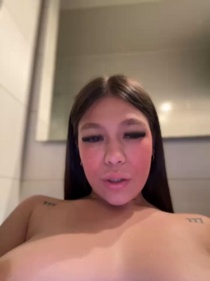 Alyshanon18