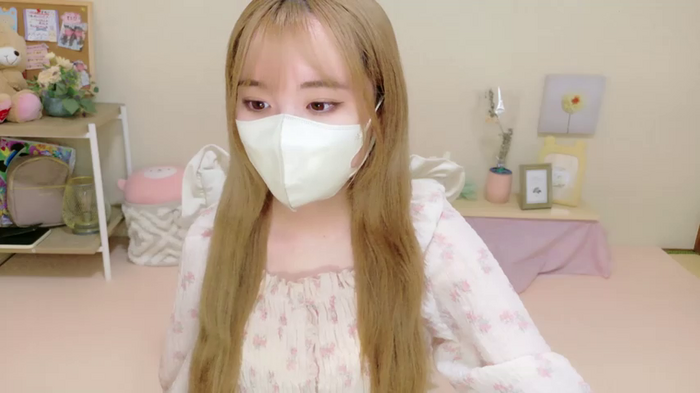 MOMONA_xo