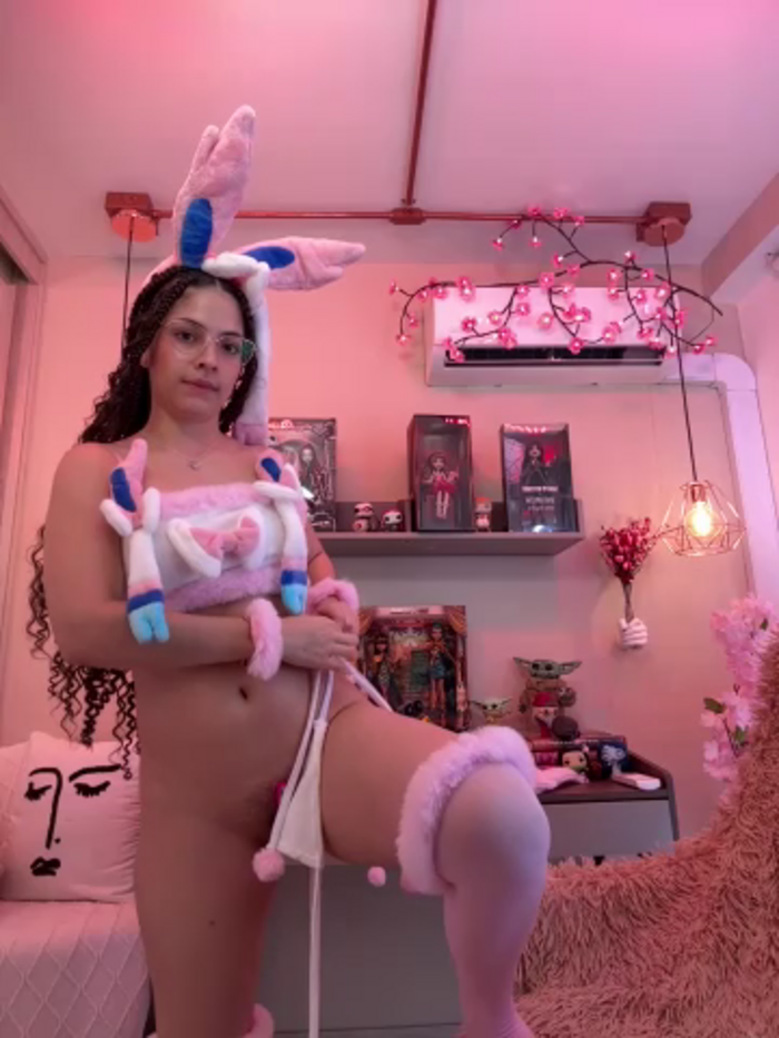 Zoe_Bae