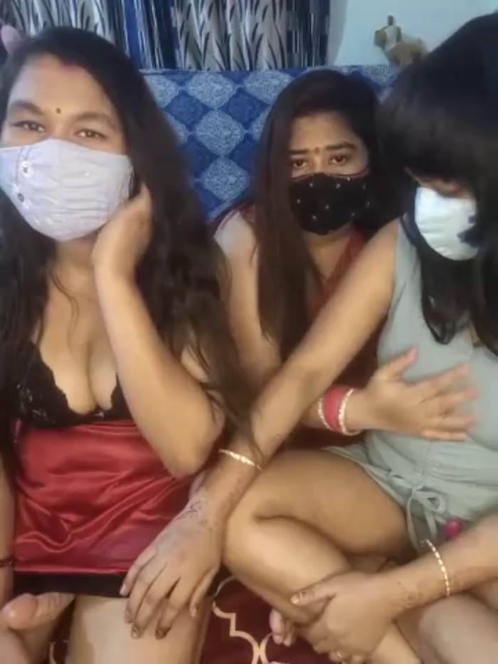 Indian_hotmilfs