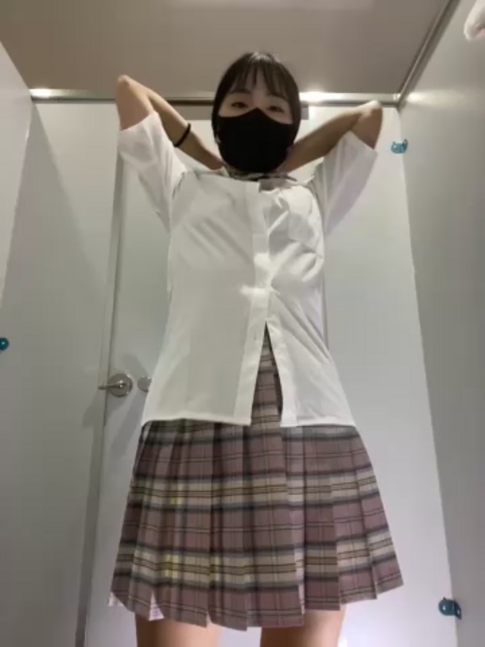 Asia-Lynn
