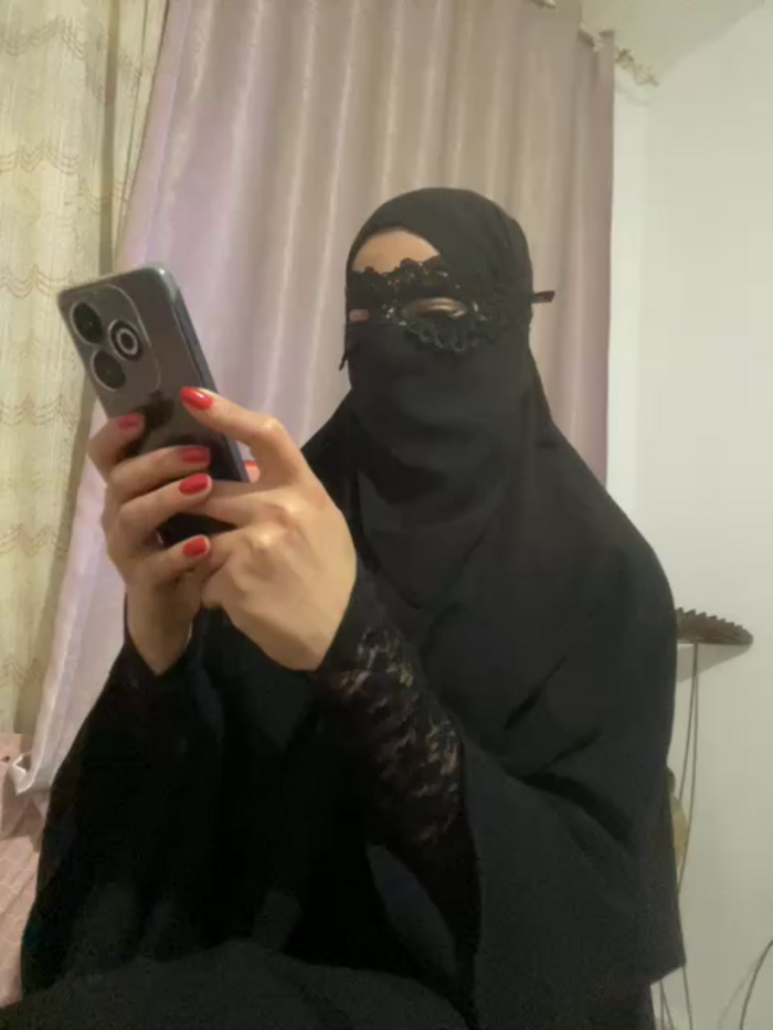 Hijabi_HotGirls