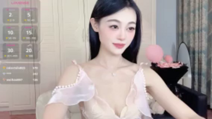 Mila825