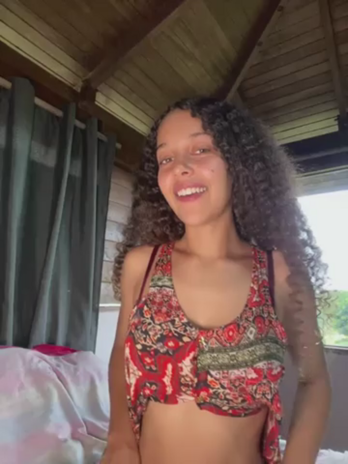 Rati_Curly