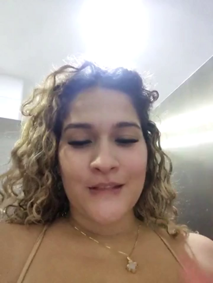 Sara_smiiith211