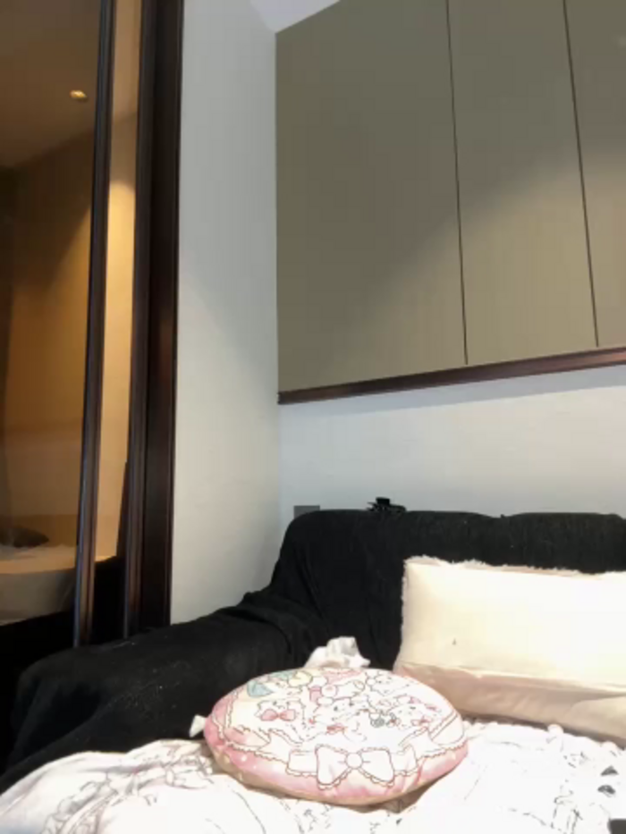 Uizzzqvq3