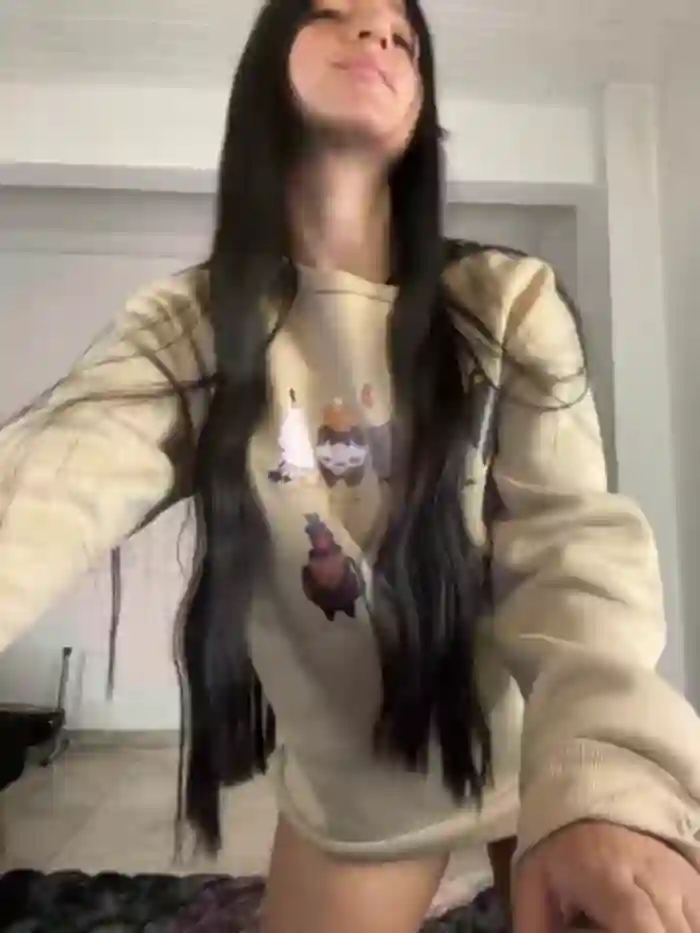 2025/04/21/stripchat-aly_golden_-10-21-36