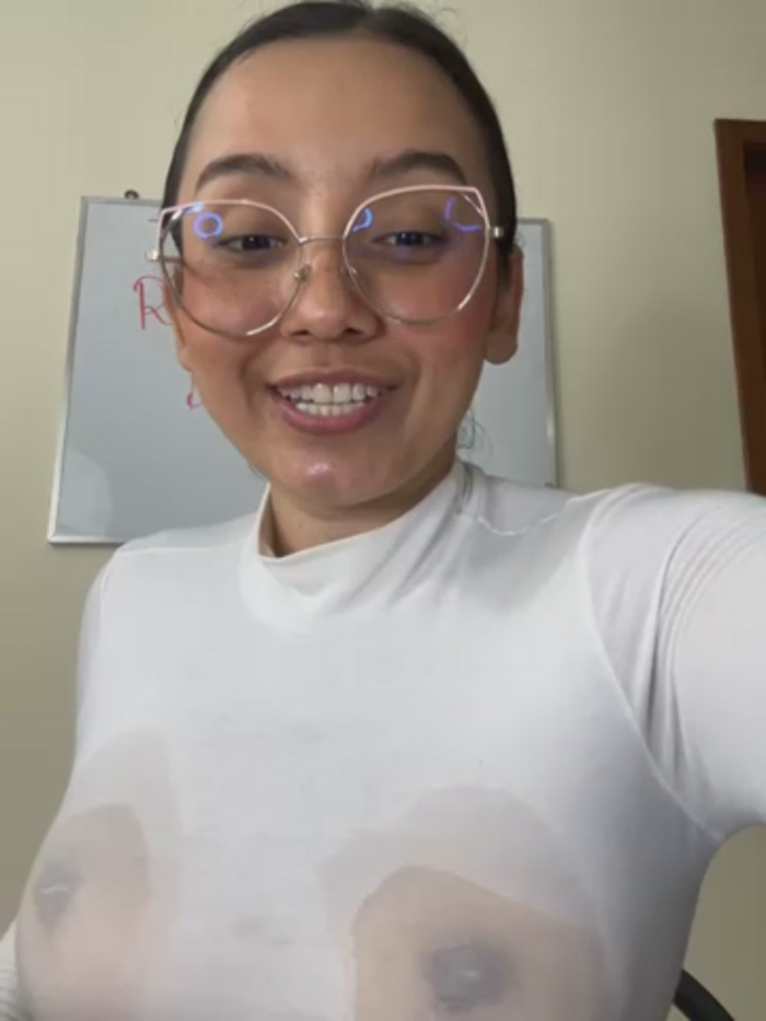 Kay_LustyWife
