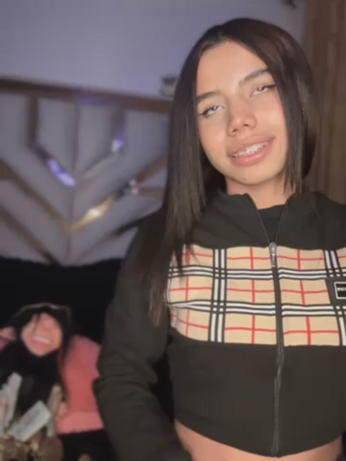 Laura-Khalifa