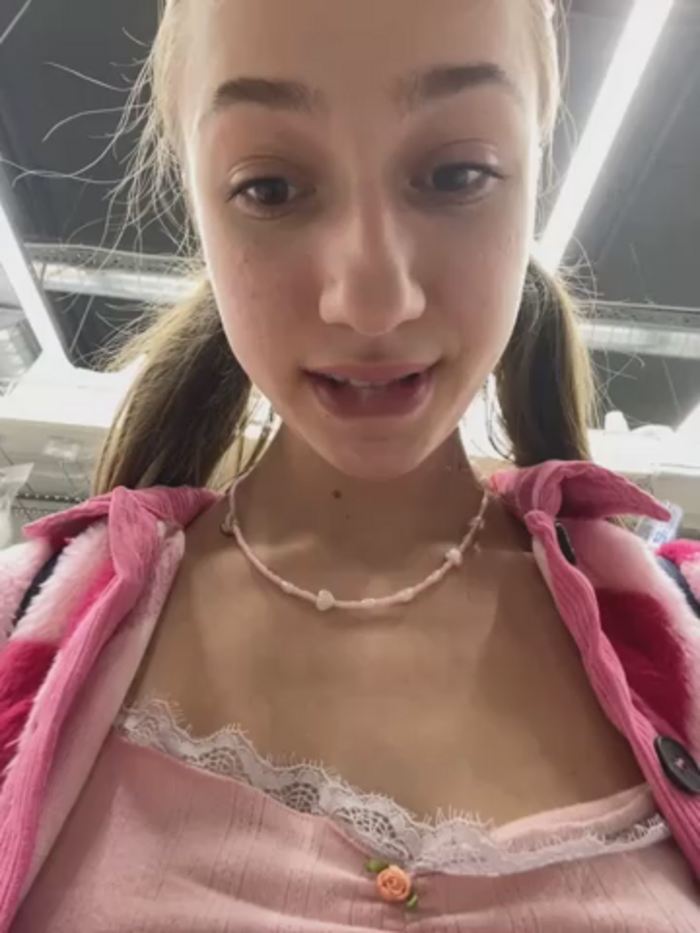 Lia__Love