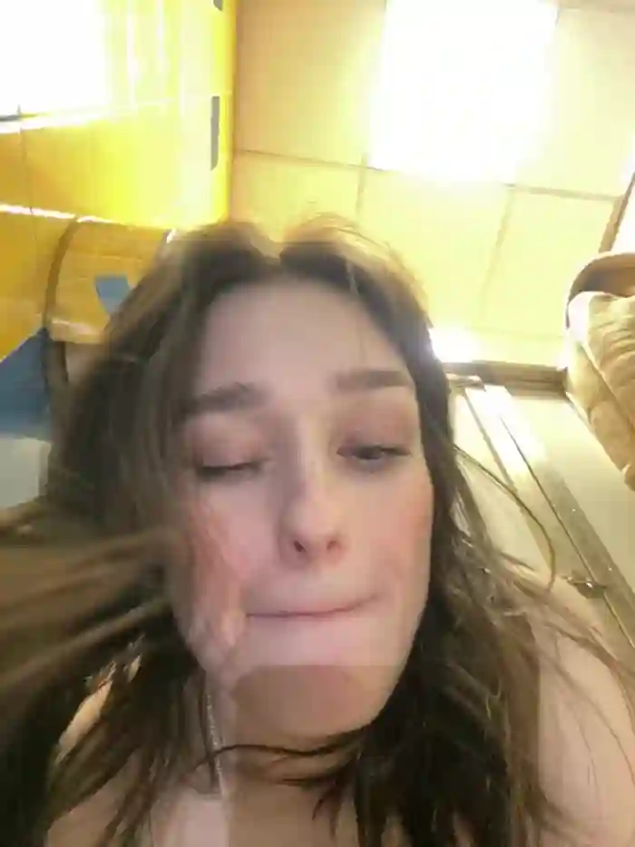 2026/03/03/stripchat-mia_mia_m-19-00-44