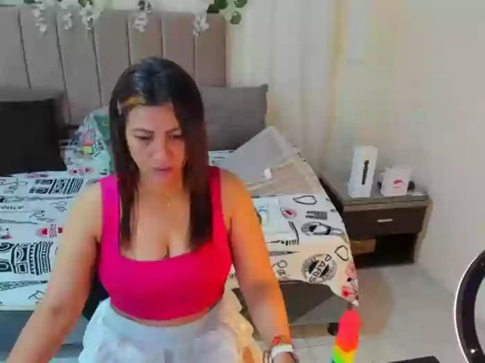 2024/05/05/xlovecam-kataleyarios-21-37-23