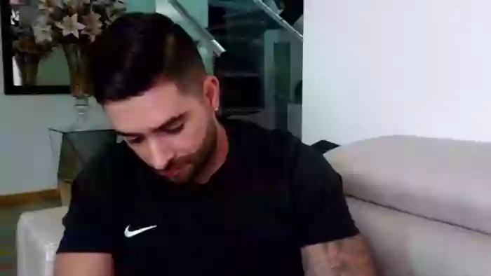 2024/05/05/xlovecam-lukas-03-31-22