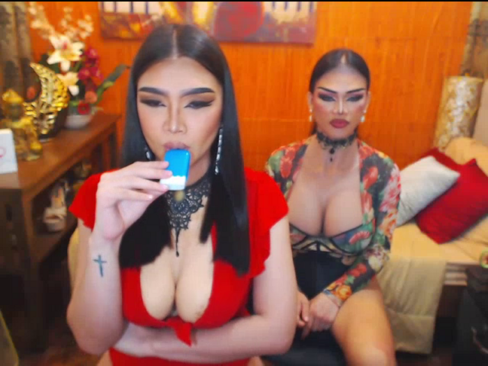 KristalHotAllanaDuos