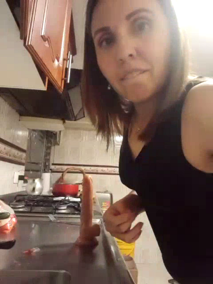 AdelaShery