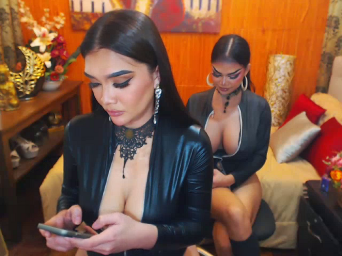 KristalHotAllanaDuos
