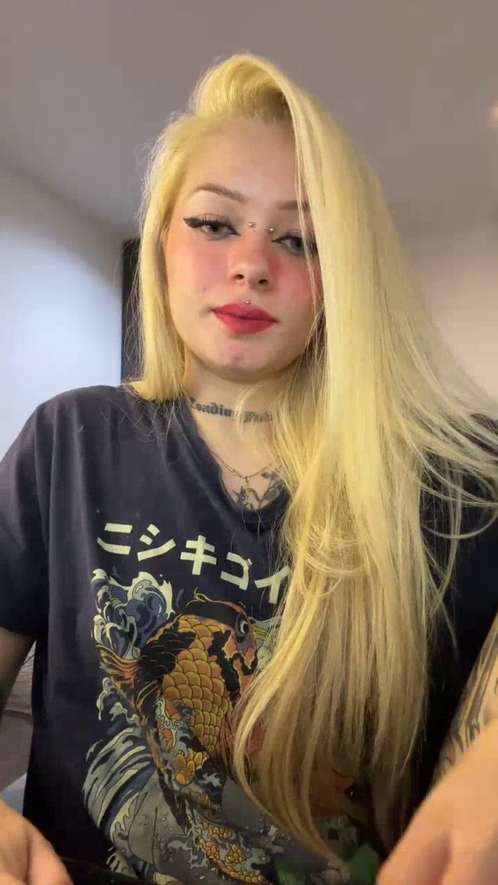 MiaValentine