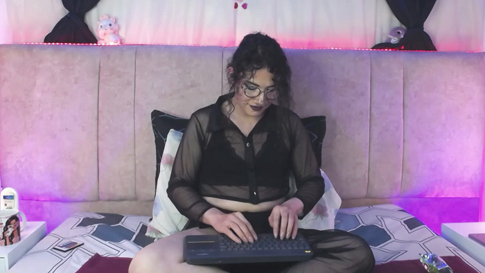 BellaHottieX