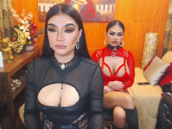 KristalHotAllanaDuos