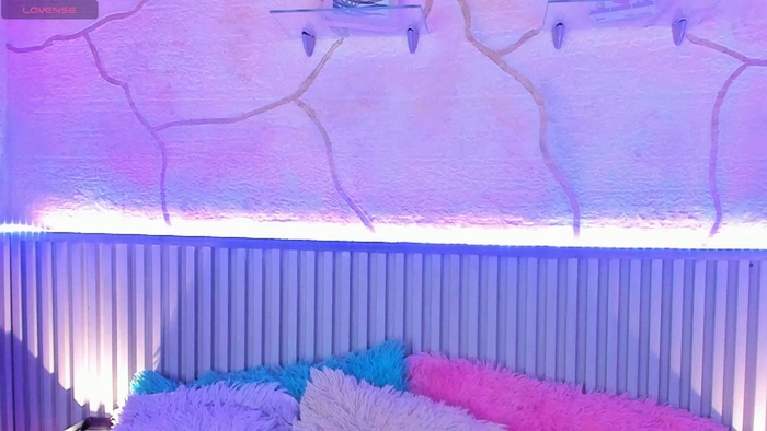 LindaWatsong